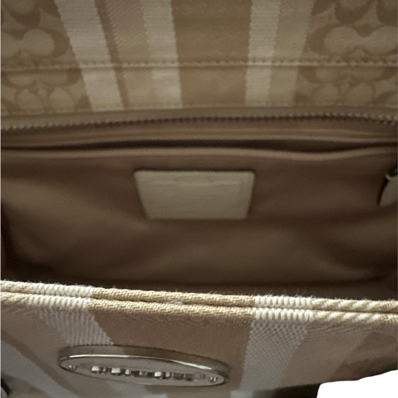 COACH 19915 Legacy Signature Satchel Canvas and Leather. Steal at this price! - Picture 5 of 10